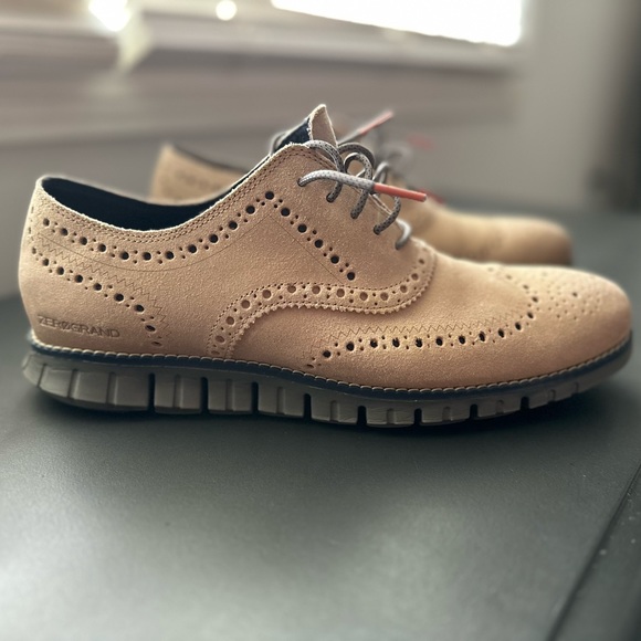 Men’s Cole Haan Dress Shoes Size 10 1/2, Tan and Grey in color - Picture 2 of 7